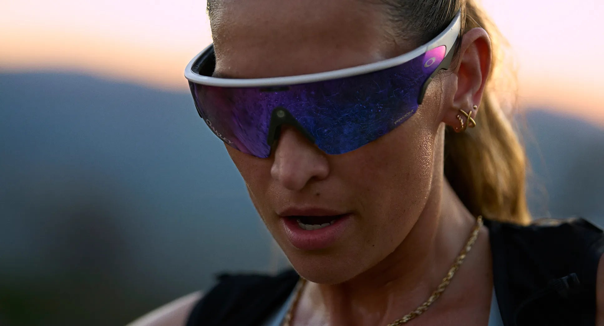 Oakley Meta Vanguard - (F) White - (L) Prizm™ Sapphire - (Standard)